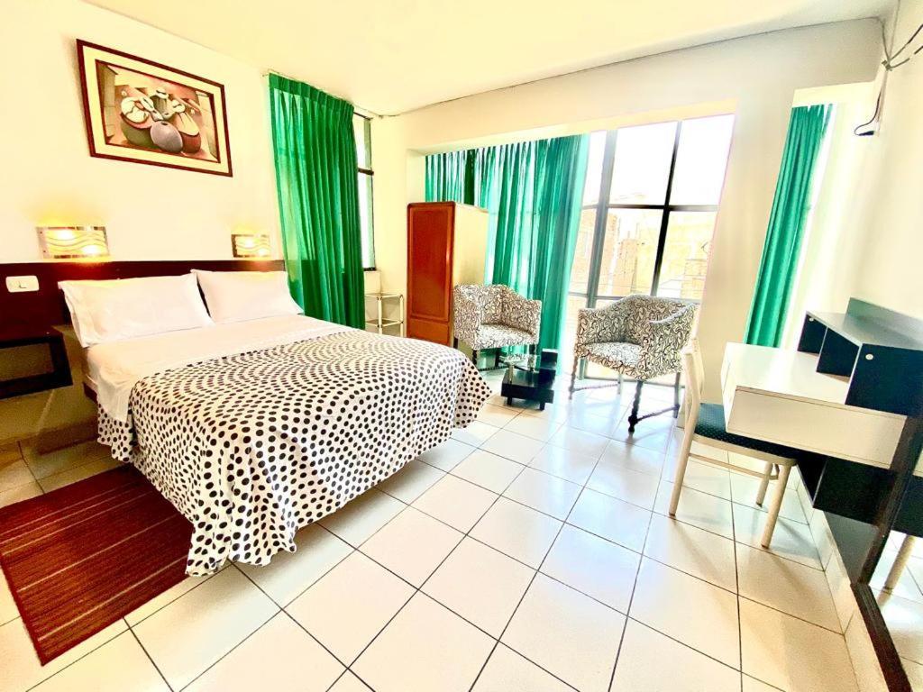 Casahotel Jockey Plaza Mall ลิมา ภายนอก รูปภาพ